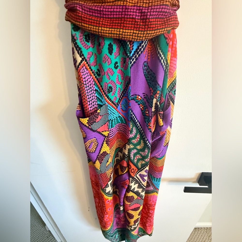FARM RIO  Dotted Patch Scarf Jumpsuit SIZE: SMALL - Picture 13 of 13